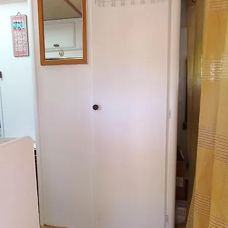 Pauls Caravan For 4 - The Horses From Your Bed *