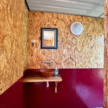 Pauls Caravan For 4 - The Horses From Your Bed *